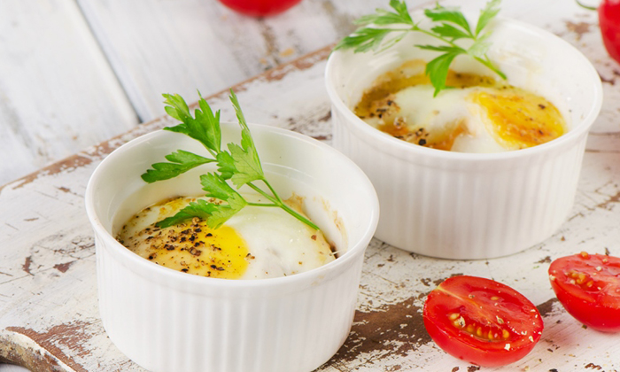 Eggs with Light Cheese